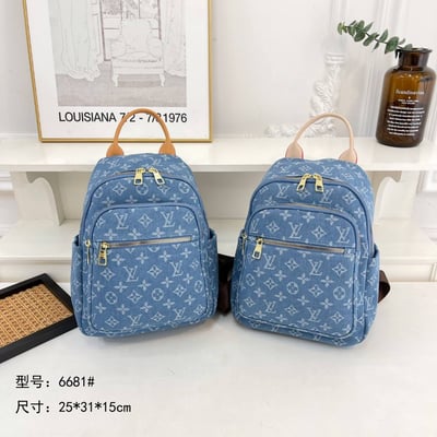 LV backpack 6681normal quialty