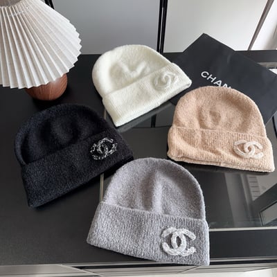 Chanel wool hat