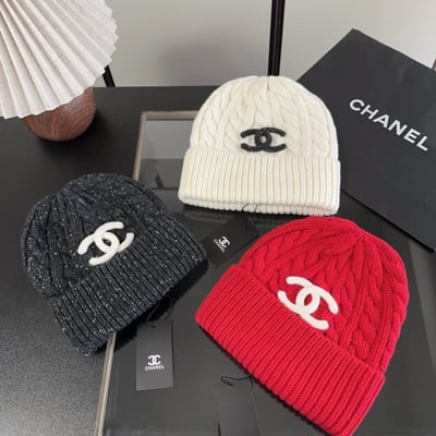 Chanel wool hat
