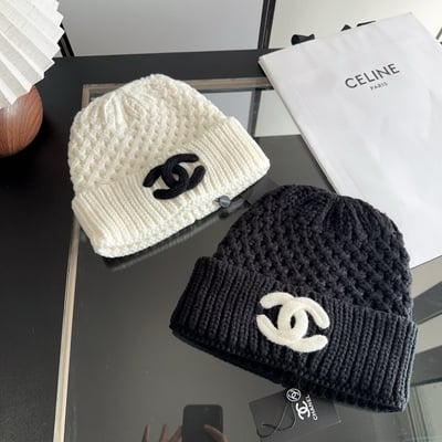 Chanel wool hat