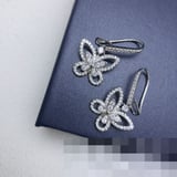 New Diamond-Set Stud Earrings Fashion Minimalist Direct Earrings VAN CLEEF