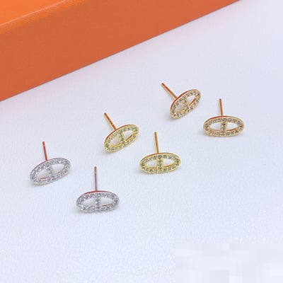 New Diamond-Set Stud Earrings Fashion Minimalist Earrings