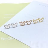 van cleef White Stud Earrings Vintage Ins Style Fresh Earrings Factory Direct