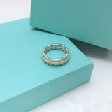 New Diamond-Set Ring New Zircon Ring