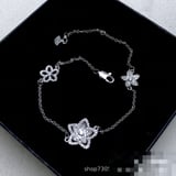 V Gold Silver Floral Diamond-Set Bracelet Premium