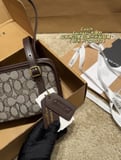 Coach Swinger handbag with box