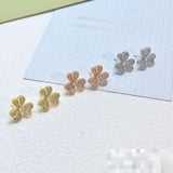 van cleef Premium Rose Gold Floral Necklace Stud Earrings Choker Necklace Floral Earrings