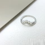 White Gold Pearl V Ring Red Factory Direct