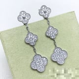 van cleef Premium Stud Earrings Foreign Trade