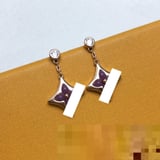 2026 New Hot Seller Minimalist Floral Earrings Versatile Earrings Wholesale VAN CLEEF
