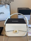 Chanel white crocodile embossed lid IN crocodile embossed calfskin + gold double C screw buckle + gold chain shoulder strap with box