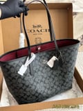 Coach buckle single sided city tote bag with box