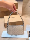 Cowhide version Coach Teri Mahjong Glacier White Color Scheme + Classic C Embossed
