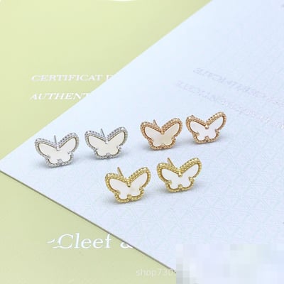 van cleef White Stud Earrings Vintage Ins Style Fresh Earrings Factory Direct
