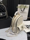 Folding box ChanelChanel 25p mini schoolbag, gold double C screw buckle and chain shoulder strap