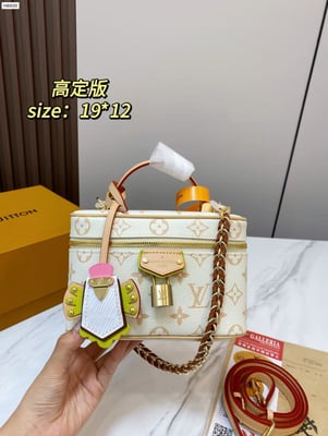 With double boxes Louis Vuitton Vanity Cosmetic Bag, Classic Monogram + White Leather, Metal Clasp & Chain Shoulder Strap
