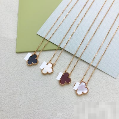 Premium Necklace Red White Pendant Choker Necklace Fashion Minimalist