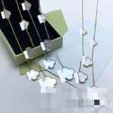 van cleef 5 Floral Necklace Pendant Necklace Versatile high quality jewelryVAN CLEEF