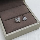 New 26 Diamond-Set Stud Earrings 2025 New