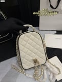 Folding box ChanelChanel 25p mini schoolbag, gold double C screw buckle and chain shoulder strap
