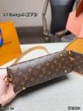Louis Vuitton Carryall armpit bag with box