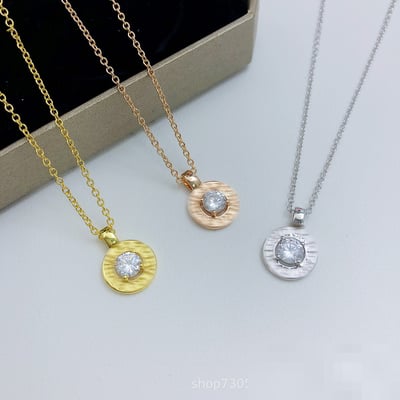 New Diamond-Set Necklace Vintage White Pendant Choker Necklace