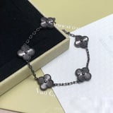 Premium New Floral Bracelet Fashion Minimalist Factory Direct