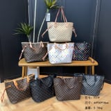 No. F01 # Louis Vuitton bag