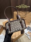 Coach Swinger handbag with box
