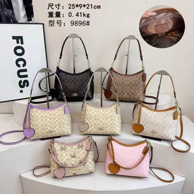 9896 Coach bag