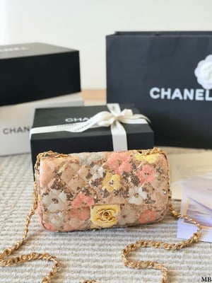 Chanel sequined serpentine chain bag, classic diamond check + metal double C buckle with box