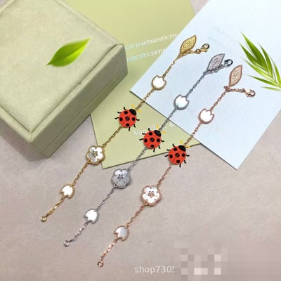 Premium Red Floral Bracelet Commuter Versatile Wholesale Bracelet