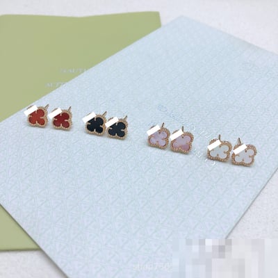 Premium mni Stud Earrings Rose Gold Versatile Commuter Earrings Jewelry Wholesale Stud Earrings
