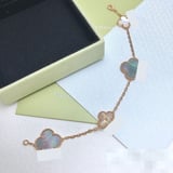 New Factory Premium Floral Minimalist Versatile Fashion Bracelet