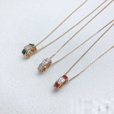 New Premium Diamond-Set Necklace Red White Green Rose Gold White Red Pendant