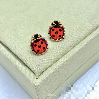 Premium Versatile Stud Earrings Fashion Earrings Factory Wholesale