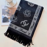 Chanel scarf. Size: 180-60cm