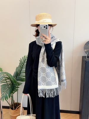 gucci scarf size: 180-60cm