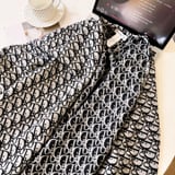 Gray Silver - Letter Cloak Size: 140x180cm Material: 84% cashmere, 12% viscose, 4% polyester