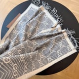 gucci scarf size: 180-60cm