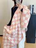 Louis Vuitton scarf size: 180-60cm