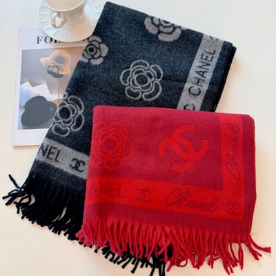 Chanel scarf. Size: 180-60cm