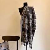 Louis Vuitton scarf. Size: 180-60cm