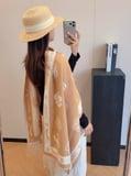 Chanel scarf size: 180-60cm
