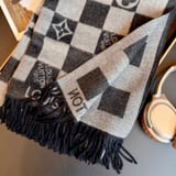 Louis Vuitton SCARF 180-60cm