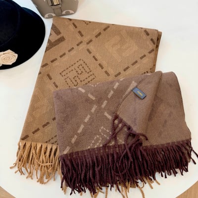 Fendi scarf. Size: 180-60cm