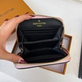 Louis Vuitton Handheld Coin Purse 521 #