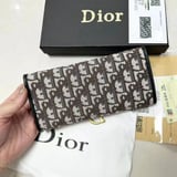 220102# DIOR WALLET