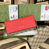 Gucci handheld change purse 2210 #