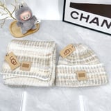 UGG (scarf + wool hat two-piece set)